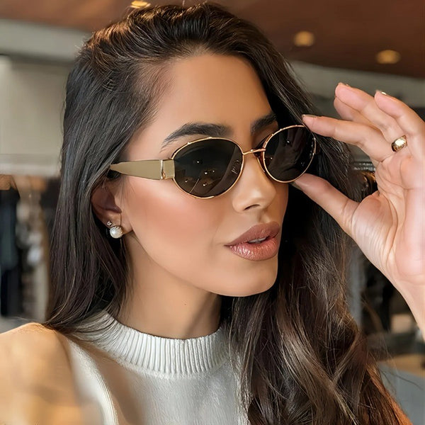 Óculos Estilo Retrô com Armação Metálica