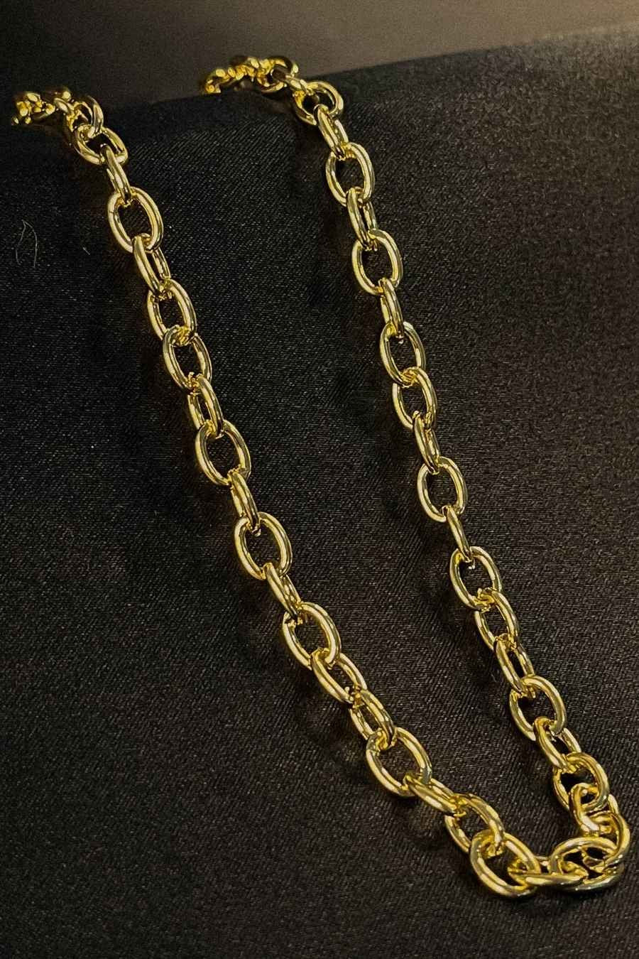 Choker Corrente Com Elos Ovalados Banhado em Ouro 18k