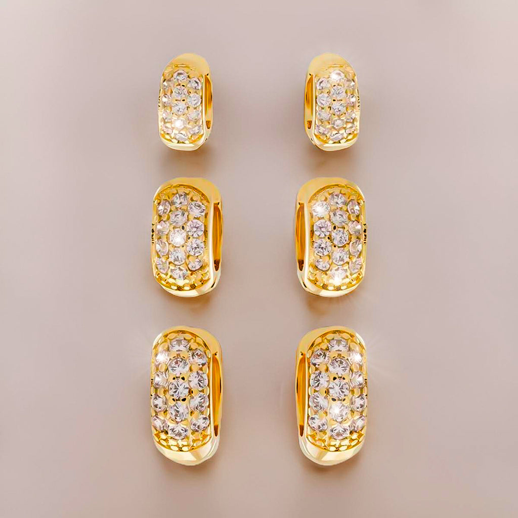 Trio de brincos de argolinhas articuladas cravejadas banhado a ouro 18k