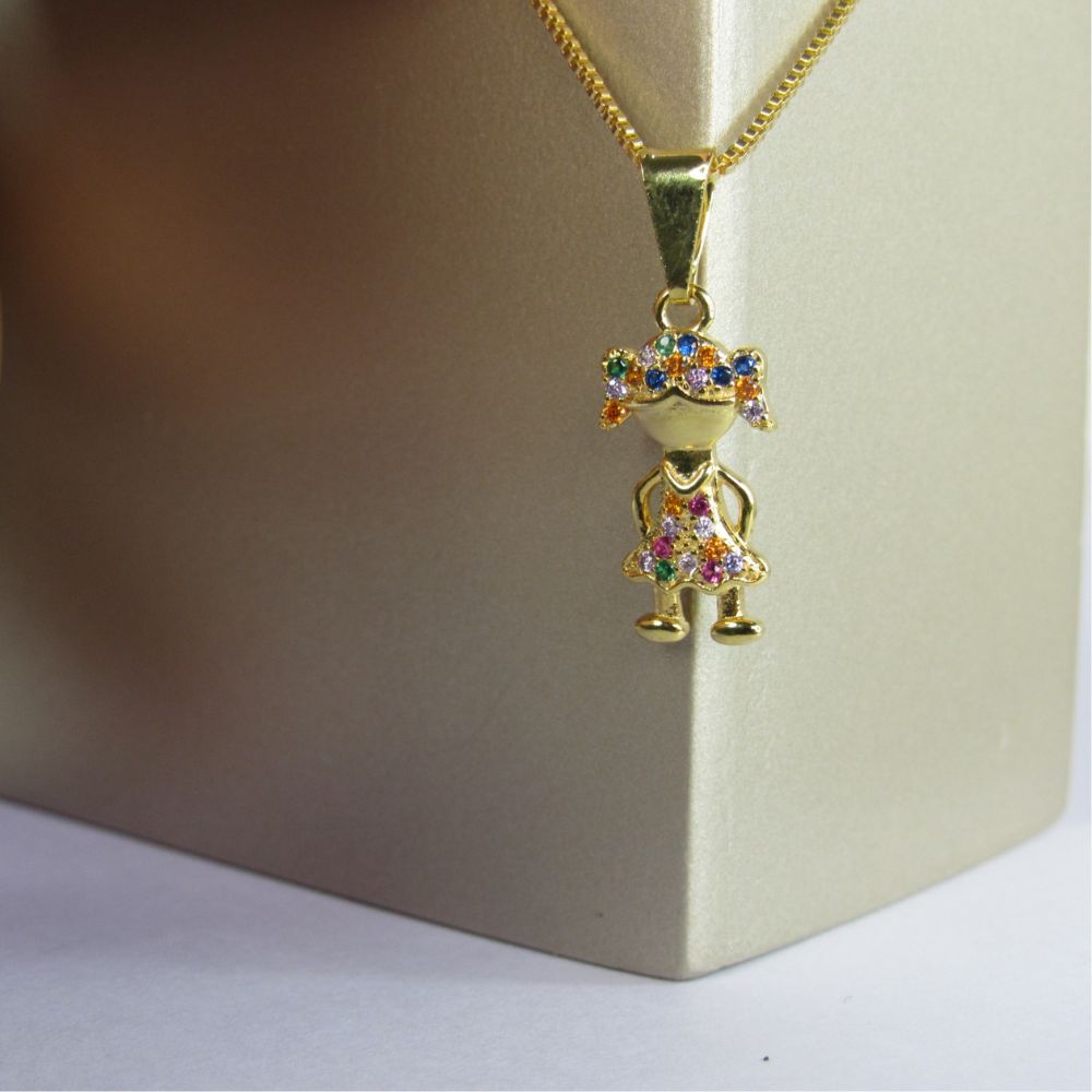 Colar Pingente Menina com Zircônia Colorida Banhado em Ouro 18k